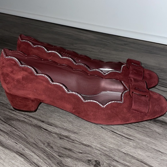 Salvatore Ferragamo Vara suede calf pumps NEW - Picture 2 of 8